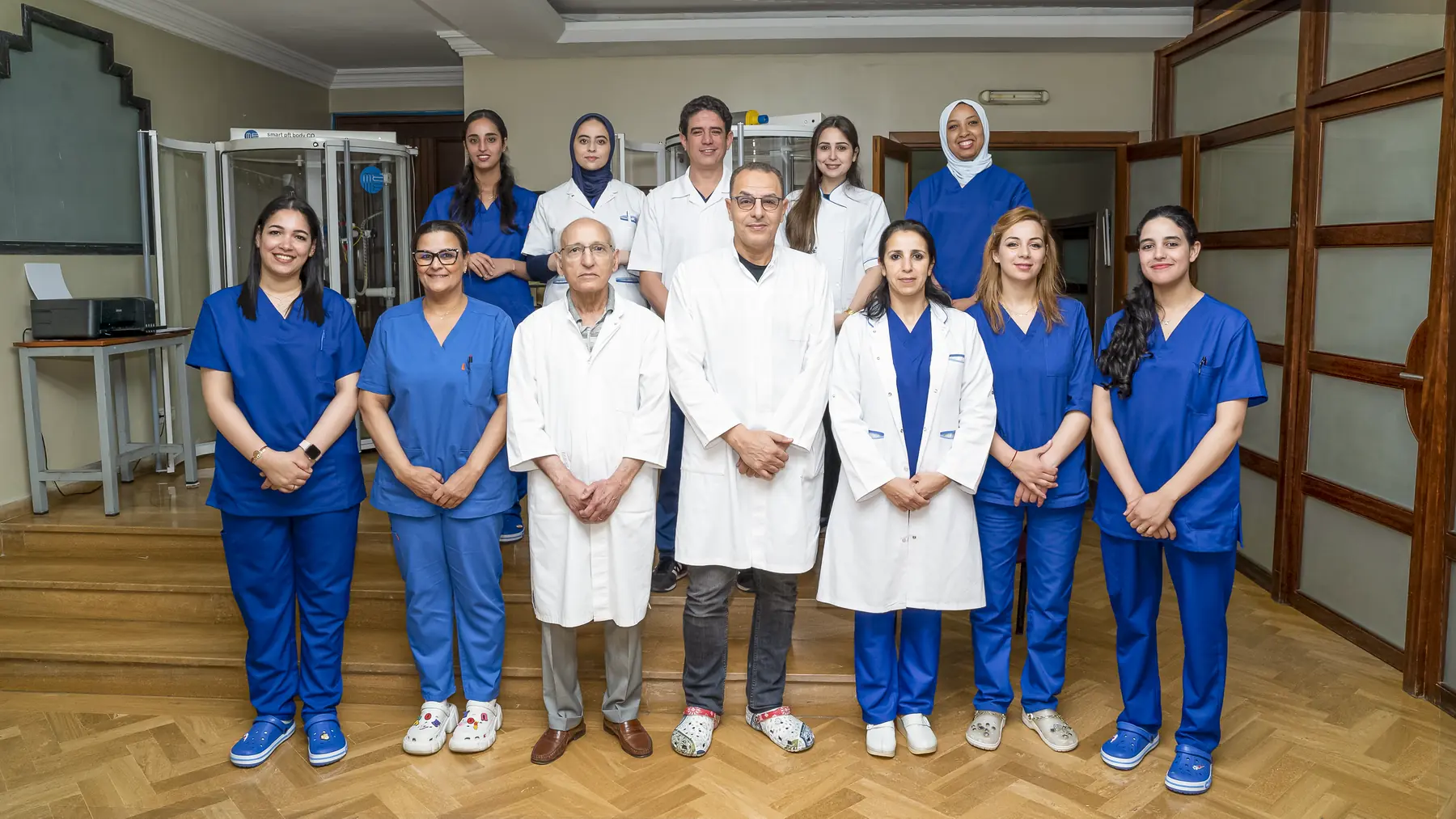 L'équipe médicale et paramédicale du CMR Souffle réunie dans la salle d'explorations fonctionnelles